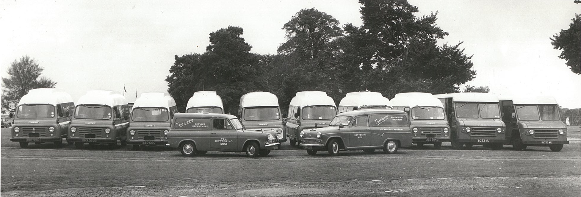 Trennjaeger Demonstration Vans
